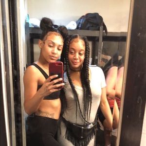 Meet your Posher, Olivia